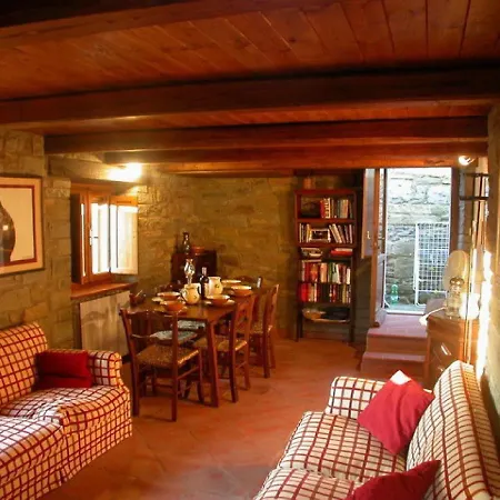 Lovely In With Pool And Stunning Views Holiday home Cortona